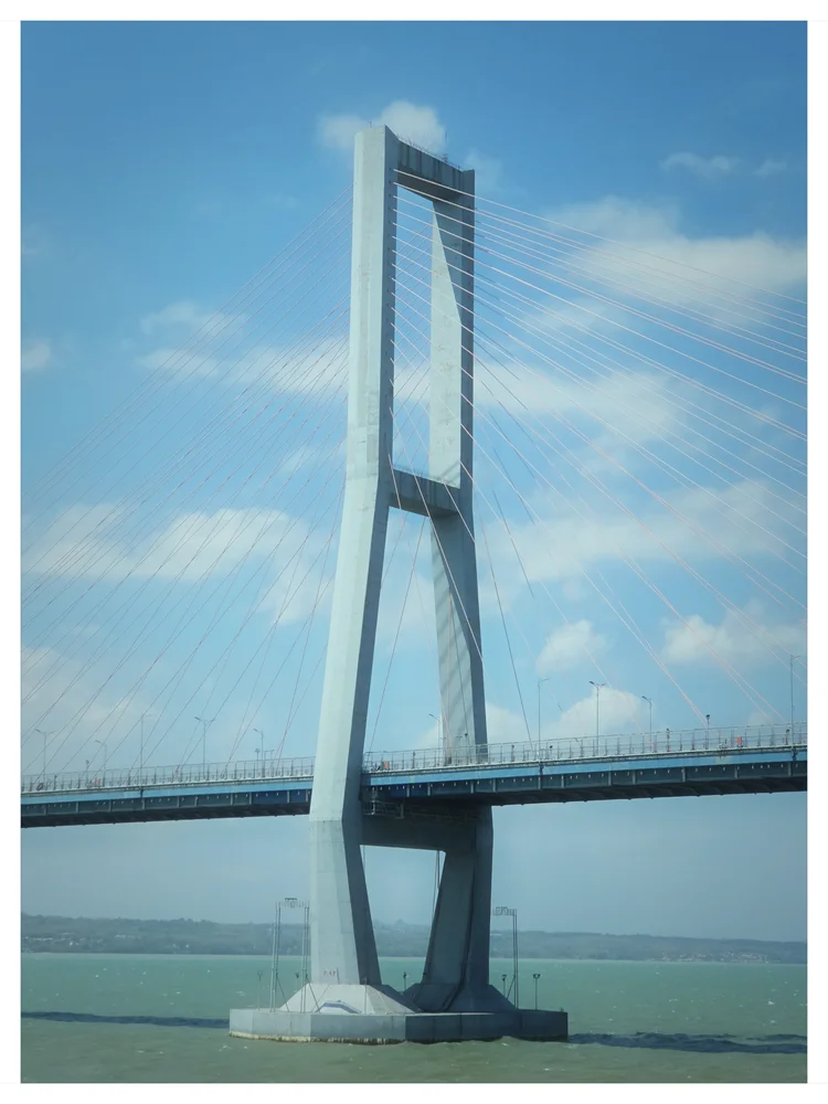 Suramadu Bridge pylon processed with NeoFilm Superia 400